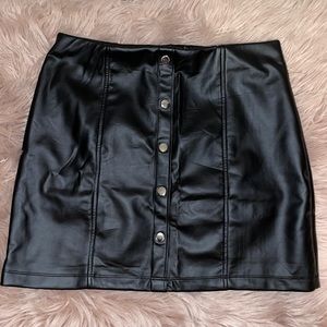 Leather skirt